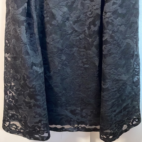 City Chic Black Lace Midi Dress - Picture 5 of 10